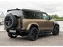 Land Rover Defender 110 P300e 110 X-Dynamic HSE | Outland Edition II | Full Options | Koelkast | Gondwana Stone | Ebony leder |