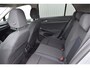 Volkswagen Golf 1.0 TSI Life Navi, Adaptive cruise, Stoelverwarming, Carplay, LED
