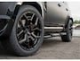 Land Rover Defender 110 P300e 110 X-Dynamic HSE | Outland Edition II | Full Options | Koelkast | Santorini Black - Satin PPF Stealth |