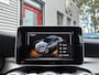 Mercedes-Benz C-klasse 200 Ambition -AUTOMAAT-SPORTSTOEL-VOLLEDER-STOELVERWARMING-LED-TREKHAAK-1800 KG TREKGEWICHT-ORIGINEEL NL!