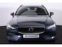 Volvo V60 B3 Core - IntelliSafe Assist & Surround - Parkeercamera achter - Verwarmde voorstoelen, stuur & achterbank - Parkeersensoren voor & achter - Extra getint glas - Elektr. inklapbare trekhaak - 18' LMV