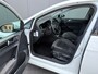 Volkswagen Golf 1.5 TSI 150PK Automaat Highline Navigatie/Carplay-android/Stoelverwarming/Adapt.cruise