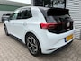 Volkswagen ID.3 First Plus 58 kWh -SOH 90.52%-TREKHAAK-KEYLESS-IQ LIGHT-WIT STUUR-LICHTMETALEN VELGEN-STOELVERWARMING-2 TONE-ETC.