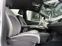 Volkswagen ID.3 First Plus 58 kWh -SOH 90.52%-TREKHAAK-KEYLESS-IQ LIGHT-WIT STUUR-LICHTMETALEN VELGEN-STOELVERWARMING-2 TONE-ETC.