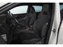 Skoda Karoq 1.5 TSI ACT Sportline Business 150 PK | Dig. Cockpit | Adapt. Cruise | Winterpakket | PDC | Camera | NAV + App. Connect | ECC | Elek. Trekhaak | LM 19" |