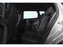 Skoda Karoq 1.5 TSI ACT Sportline Business 150 PK | Dig. Cockpit | Adapt. Cruise | Winterpakket | PDC | Camera | NAV + App. Connect | ECC | Elek. Trekhaak | LM 19" |