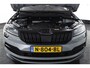Skoda Karoq 1.5 TSI ACT Sportline Business 150 PK | Dig. Cockpit | Adapt. Cruise | Winterpakket | PDC | Camera | NAV + App. Connect | ECC | Elek. Trekhaak | LM 19" |