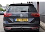 Volkswagen Passat Variant 1.4 TSI ACT Highline Business R-line Panorama, Adaptive cruise, Afn. trekhaak, Virtual cockpit, Camera, Stoelverwarming, Elek. achterklep