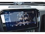 Volkswagen Passat Variant 1.4 TSI ACT Highline Business R-line Panorama, Adaptive cruise, Afn. trekhaak, Virtual cockpit, Camera, Stoelverwarming, Elek. achterklep