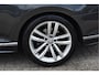 Volkswagen Passat Variant 1.4 TSI ACT Highline Business R-line Panorama, Adaptive cruise, Afn. trekhaak, Virtual cockpit, Camera, Stoelverwarming, Elek. achterklep