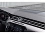 Volkswagen Passat Variant 1.4 TSI ACT Highline Business R-line Panorama, Adaptive cruise, Afn. trekhaak, Virtual cockpit, Camera, Stoelverwarming, Elek. achterklep
