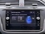 Volkswagen Tiguan 1.4 TSI eHybrid R-Line Business+ | Panodak | Zwenkbare-trekhaak | Navi | Adap. cruise | PDC |