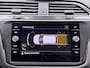 Volkswagen Tiguan 1.4 TSI eHybrid R-Line Business+ | Panodak | Zwenkbare-trekhaak | Navi | Adap. cruise | PDC |