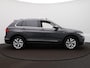 Volkswagen Tiguan 1.4 TSI eHybrid R-Line Business+ | Panodak | Zwenkbare-trekhaak | Navi | Adap. cruise | PDC |