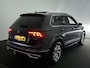 Volkswagen Tiguan 1.4 TSI eHybrid R-Line Business+ | Panodak | Zwenkbare-trekhaak | Navi | Adap. cruise | PDC |