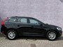 Volvo XC60 2.4 D4 Summum 5 Cilinder! | Trekhaak | 2.000KG Trekgewicht | 5 Cilinder! | Adaptieve Cruise | Blind spot | Stoelverwarming | Elektrisch bedienbare achterklep | Parkeersensoren V+A | High Performance Audio | Navigatie |