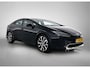 Toyota Prius 2.0 Plug-in Hybrid 220 Executive | Panoramadak | Nederlandse Auto | Stoel + Stuur verwarming | LED | Blindspot |