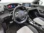 Peugeot e-2008 SUV EV GT Pack 50 kWh 136pk | Accu 93% | Navigatie | Panoramisch schuif-kanteldak | Achteruitrijcamera | Sportstoelen leder/alcantara | Stoelverwarming | Full Led koplampen | 3D Cockpit | Keyless | Adaptieve Cruise Control | Dodehoeksensor | Apple Carplay / Android Auto | DAB+ radio | Draadloze telefoonlader | Donker getint glas | 18" lichtmetalen velgen |