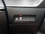 Peugeot e-2008 SUV EV GT Pack 50 kWh 136pk | Accu 93% | Navigatie | Panoramisch schuif-kanteldak | Achteruitrijcamera | Sportstoelen leder/alcantara | Stoelverwarming | Full Led koplampen | 3D Cockpit | Keyless | Adaptieve Cruise Control | Dodehoeksensor | Apple Carplay / Android Auto | DAB+ radio | Draadloze telefoonlader | Donker getint glas | 18" lichtmetalen velgen |