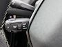 Peugeot e-2008 SUV EV GT Pack 50 kWh 136pk | Accu 93% | Navigatie | Panoramisch schuif-kanteldak | Achteruitrijcamera | Sportstoelen leder/alcantara | Stoelverwarming | Full Led koplampen | 3D Cockpit | Keyless | Adaptieve Cruise Control | Dodehoeksensor | Apple Carplay / Android Auto | DAB+ radio | Draadloze telefoonlader | Donker getint glas | 18" lichtmetalen velgen |