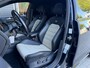 Volkswagen Golf 2.0 TSI 4Motion 7.5R / Panorama / LED / Camera / Leder / Pretoria 19" Inch