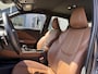 Lexus LBX Relax 2WD | Memory seats | Trekhaak | Lederen bekleding | Dodehoekassistentie | Elektrisch bedienbare achterklep | Achteruitrijcamera | Parkeersensoren voor- en achter | Adaptive cruise control | Climate control