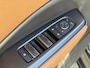 Lexus LBX Relax 2WD | Memory seats | Trekhaak | Lederen bekleding | Dodehoekassistentie | Elektrisch bedienbare achterklep | Achteruitrijcamera | Parkeersensoren voor- en achter | Adaptive cruise control | Climate control
