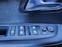 Peugeot e-208 EV Allure Pack 50 kWh | Cruise Control | Climate Control | Navigatie | Parkeersensoren | Apple CarPlay & Android Auto | Camera | All-Season Banden |