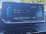 Peugeot e-208 EV Allure Pack 50 kWh | Cruise Control | Climate Control | Navigatie | Parkeersensoren | Apple CarPlay & Android Auto | Camera | All-Season Banden |
