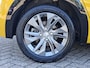 Peugeot e-208 EV Allure Pack 50 kWh | Cruise Control | Climate Control | Navigatie | Parkeersensoren | Apple CarPlay & Android Auto | Camera | All-Season Banden |