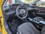 Peugeot e-208 EV Allure Pack 50 kWh | Cruise Control | Climate Control | Navigatie | Parkeersensoren | Apple CarPlay & Android Auto | Camera | All-Season Banden |