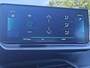 Peugeot e-208 EV Allure Pack 50 kWh | Cruise Control | Climate Control | Navigatie | Parkeersensoren | Apple CarPlay & Android Auto | Camera | All-Season Banden |