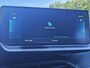 Peugeot e-208 EV Allure Pack 50 kWh | Cruise Control | Climate Control | Navigatie | Parkeersensoren | Apple CarPlay & Android Auto | Camera | All-Season Banden |