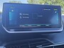 Peugeot e-208 EV Allure Pack 50 kWh | Cruise Control | Climate Control | Navigatie | Parkeersensoren | Apple CarPlay & Android Auto | Camera | All-Season Banden |