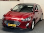 Ford Focus 1.0 ECOBOOST TITANIUM BUSINESS AFN. TREKHAAK PANORAMA SCHUIF/KANTELDAK NAVIGATIE CRUISE CONTROL APPLE CARPLAY/ANDROID RIJSTROOKSENSOREN KEYLESS GO ZEER MOOI !!