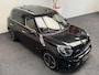 MINI Countryman 1.6 COOPER S ALL4 CHILI LEDER PANORAMA SCHUIF/KANTELDAK NAVIGATIE CRUISE CONTROL STOEL EN VOORRUITVERWARMING MISTLAMPEN VOOR 18"LICHTMETALEN VELGEN PDC ZEER MOOI !!