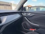 Skoda Kamiq 1.0 TSI Ambition | Apple Carplay/Android Auto | Camera | Cruise control | 17" Lichtmetalen velgen |