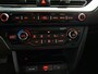 Kia Niro EV e-Niro ExecutiveLine 64 kWh SOH 100% Stoel en Stuur verwarming, Schuif kantel dak, Apple Carplay/Android Auto, Navigatie, Camera.
