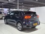 Kia Niro EV e-Niro ExecutiveLine 64 kWh SOH 100% Stoel en Stuur verwarming, Schuif kantel dak, Apple Carplay/Android Auto, Navigatie, Camera.