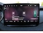 Skoda Octavia Combi 1.5 TSI MHEV Carplay, Achteruitrijcamera, Stoel/Stuurverwarming, ACC, ECC, Parksens V en A, 16" LMV