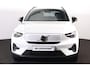 Volvo EX40 Single Motor Extended Range Business Ed. 82 kWh - IntelliSafe Assist & Surround - Parkeercamera achter - Harman/Kardon audio - Verwarmde voorstoelen & stuur - Parkeersensoren voor & achter - Draadloze tel. lader - Warmtepomp - Extra getint glas - 19' LMV