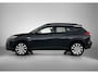 Toyota Corolla Cross Hybrid 200 Style AWD | Panoramadak | Dodehoek detectie | Stoel+stuurverwarming | Parkeersensoren voor+achter | Elektrische achterklep | Achteruitrijcamera |