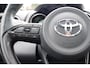 Toyota Yaris 1.5 Hybrid EXECUTIVE NL.AUTO PANODAK AFN.TREKHAAK ALL SEASONS HEAD-UP DISPLAY JBL PARK.SENSOREN V+A DODEHOEK DETECTIE LED LUXE BEKLEDING STOEL&STUURVERW.