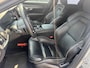 Volvo V90 2.0 T8 AWD R-Design | 360º Camera | Luchtvering | Stoel/stuur verwarming | Power seats | Memory | Trekhaak | Panoramadak | Adaptieve cruise | Carbon inleg | Keyless entry/start | Bowers & Wilkens | DAB | BLIS |
