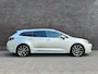 Toyota Corolla TOURING SPORTS | 2.0 HYBRID | ACC | HUD | APPLE CARPLAY | TREKHAAK | SPORTSTOELEN