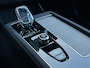 Volvo XC90 2.0 T8 Plug-in hybrid AWD Ultra Bright | Bowers & Wilkins | Panoramadak | Luchtvering | Trekhaak, inklapbaar | Massagestoelen | Head-Up Display | Extra getint glas | 360 graden camera | Geventileerde voorstoelen | 20 inch. lichtmetalen velgen | Stoel-/ stuurwielverwarming | Verwarmde achterbank | Pilot assist