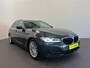 BMW 5-Serie Touring 530e High Executive Panoramadak Navigatie Apple Carplay Android Auto 360 camera Parkeerhulp Cruise Control Adaptieve LED-koplampen Stoelverwarming Leder Climate Control Lichtmetalen velgen Privacy Glass