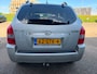Hyundai Tucson 2.0i Style Executive met parkeersensoren en trekhaak en cruise controle en airco