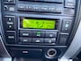 Hyundai Tucson 2.0i Style Executive met parkeersensoren en trekhaak en cruise controle en airco