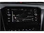 Volkswagen Passat Variant 1.4 TSI PHEV GTE Business Automaat | S/K-Panodak | Adapt. Cruise | Stoel-+Stuurverw. | PDC | 360 Camera | NAV + App. Connect | ECC | Elek. Trekhaak | Elek. Klep | LM 17" |